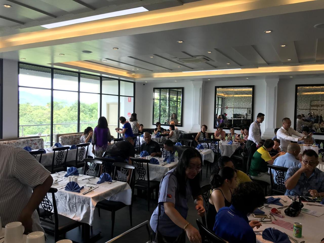 Hotel Morobe Lae 外观 照片